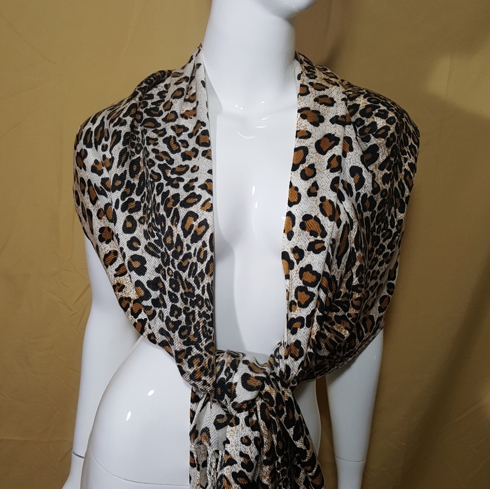 **NEW SPRING COLLECTION ** 72x26 Scarf NWT